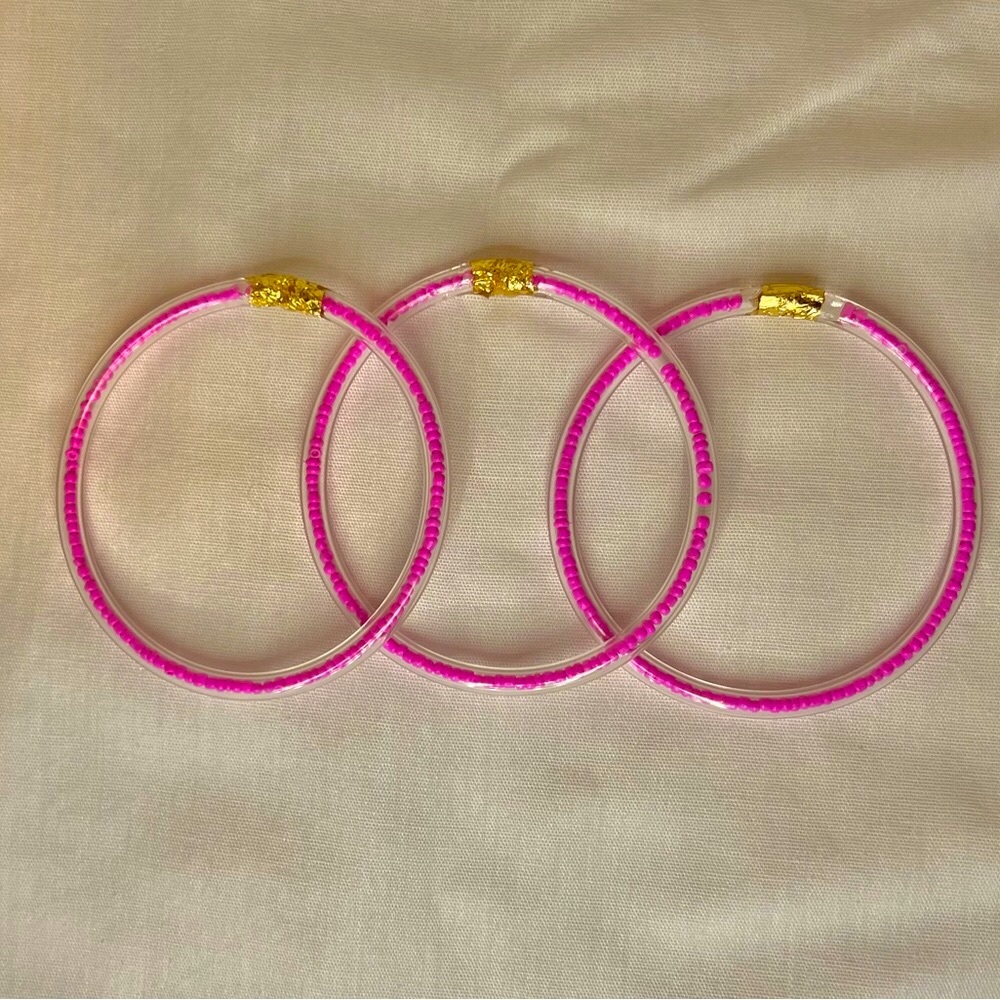 Hot pink beaded bangle bracelets 3-pack